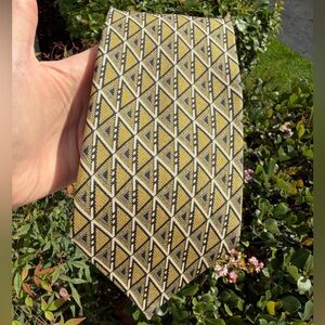 Givenchy Geometric Gold and Black Men's Tie